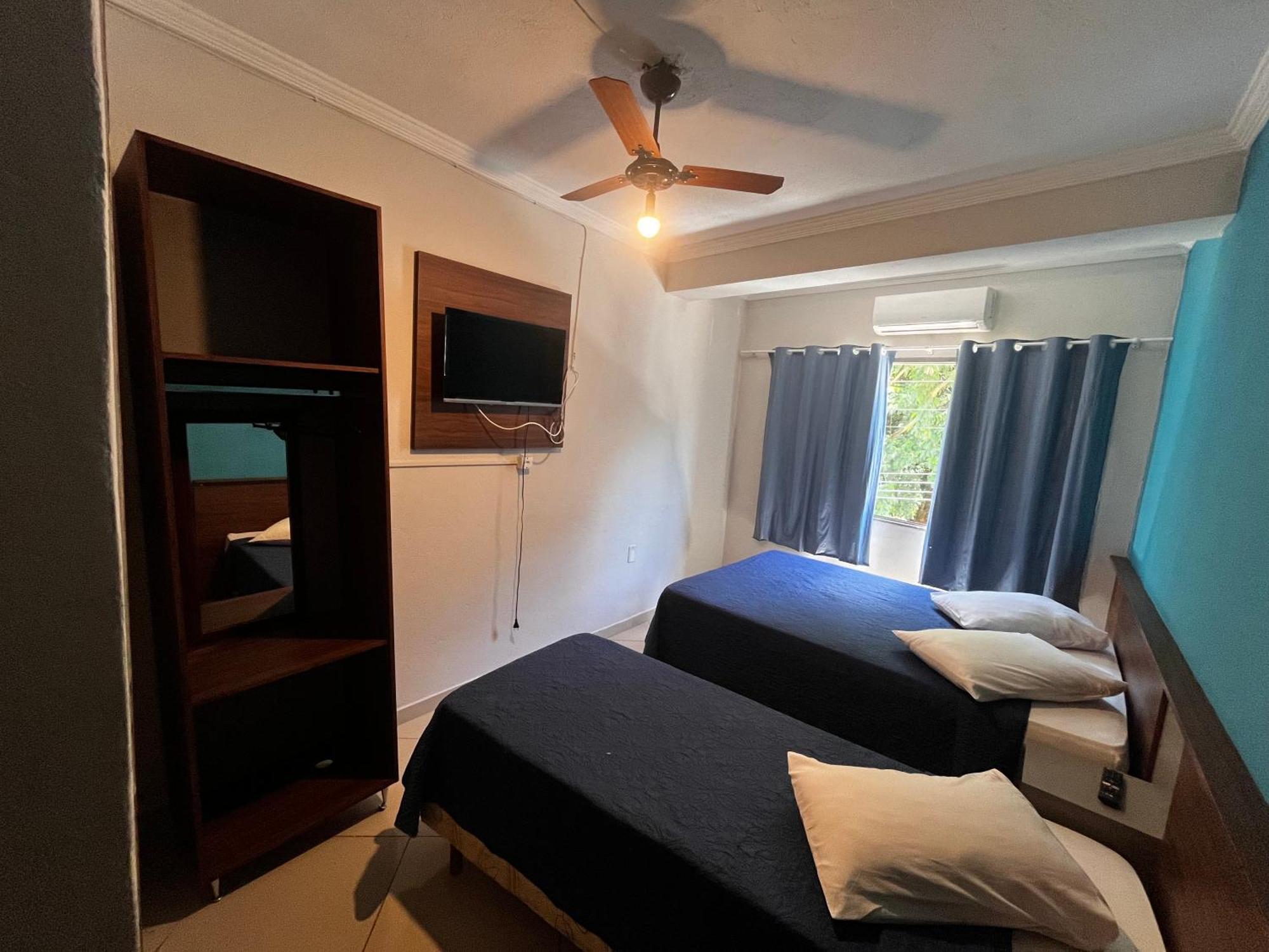 Hotel Cesar Nogueira Aparecida  Eksteriør billede